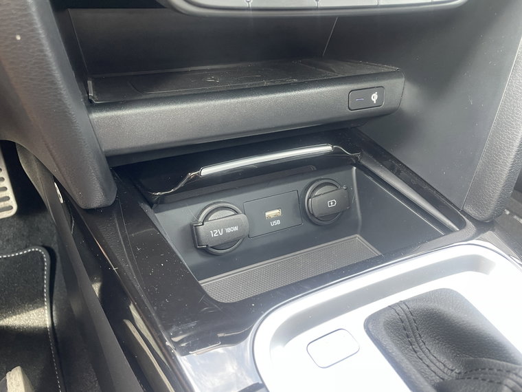 Vehicle Image 23