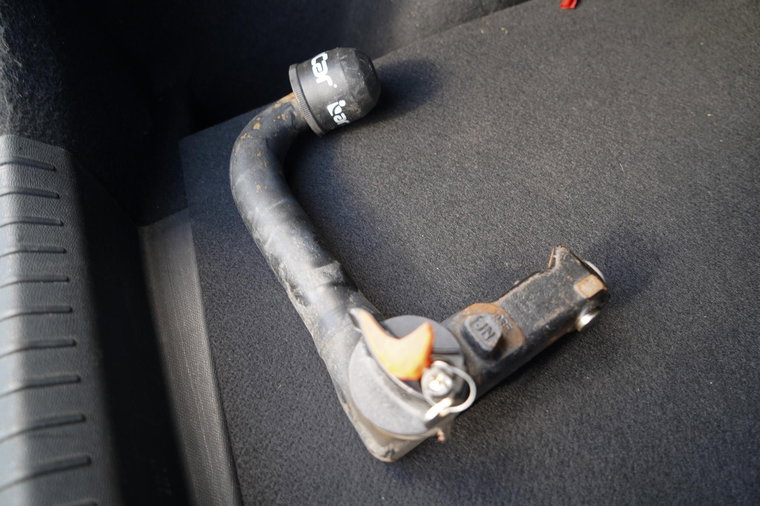 Vehicle Image 21
