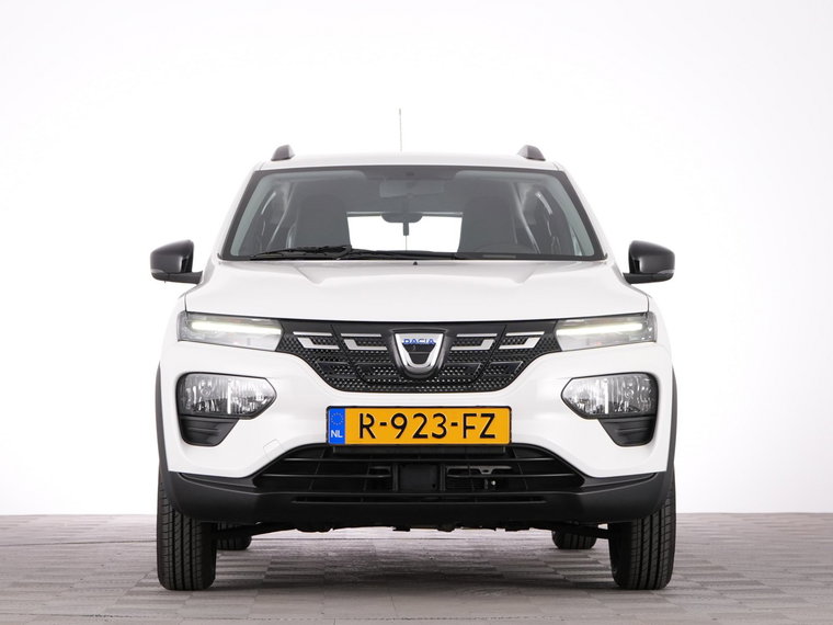 Vehicle Image 32