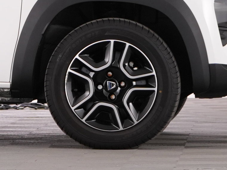 Vehicle Image 41