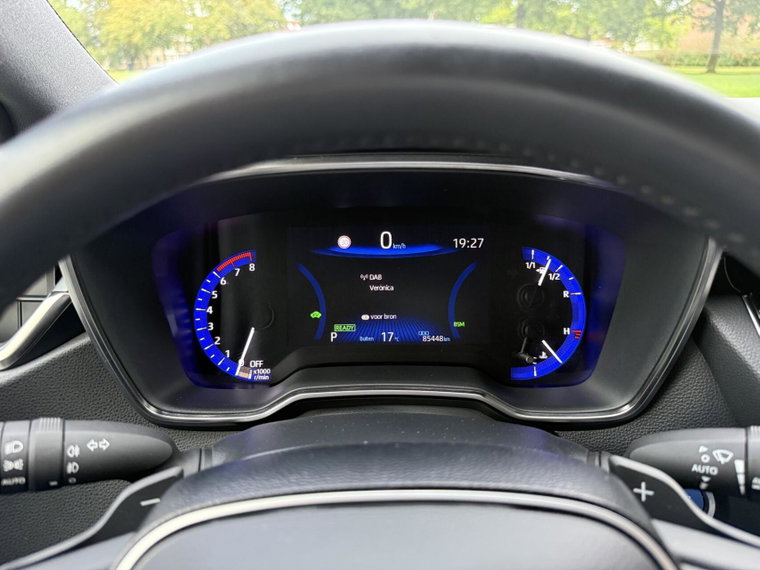 Vehicle Image 19