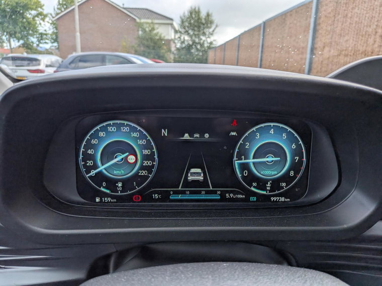 Vehicle Image 15