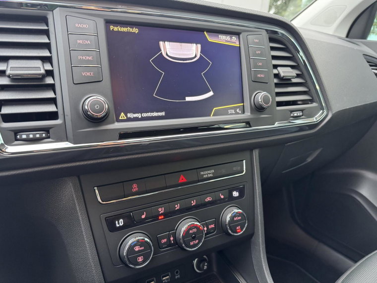 Vehicle Image 28