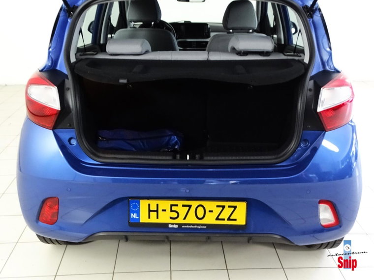 Vehicle Image 21