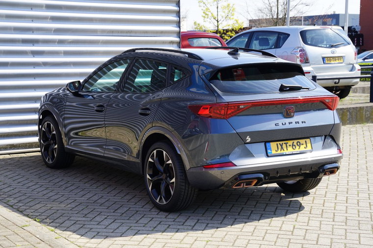 Vehicle Image 14