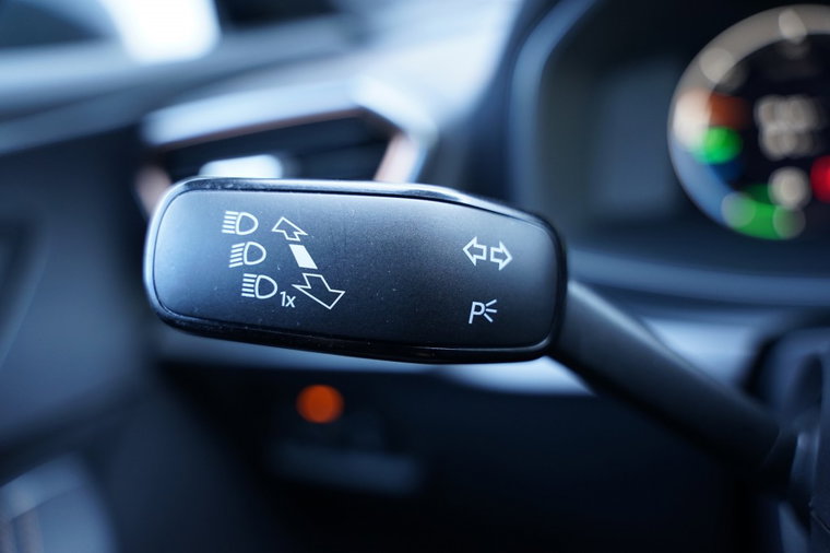 Vehicle Image 23