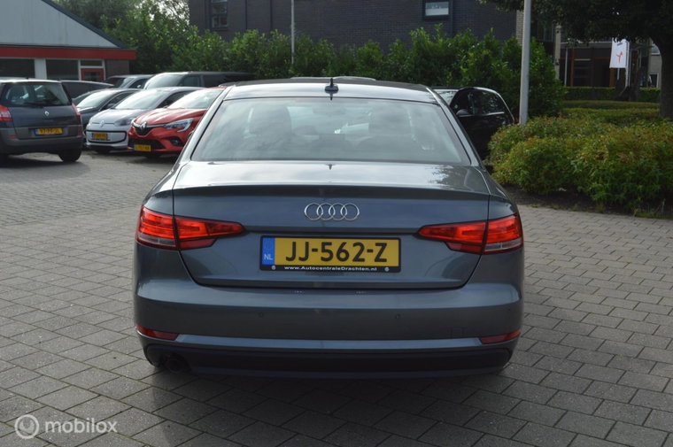Vehicle Image 26