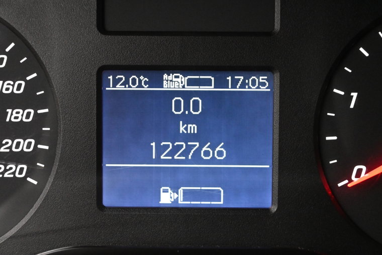Vehicle Image 17