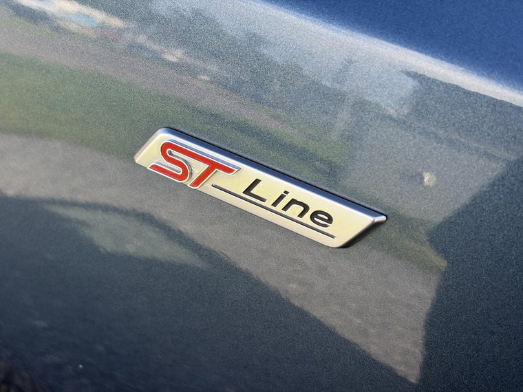 Vehicle Image 40