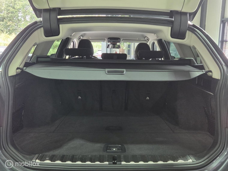 Vehicle Image 47