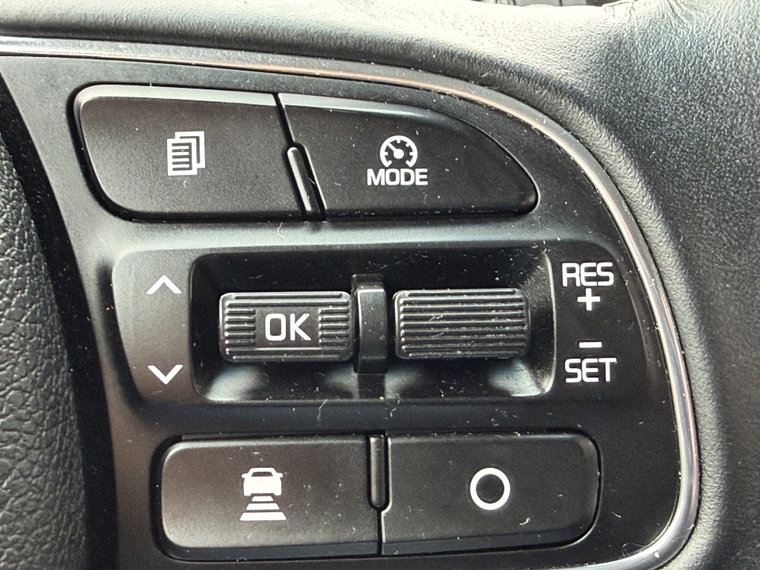 Vehicle Image 29