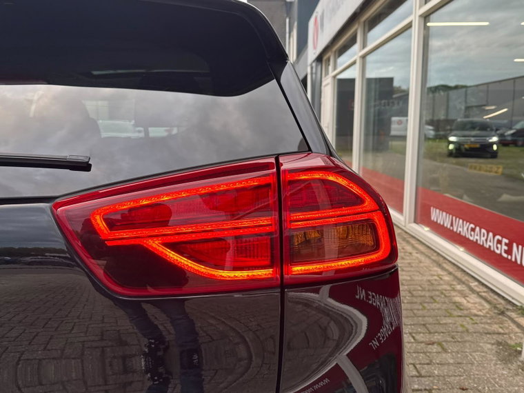 Vehicle Image 45