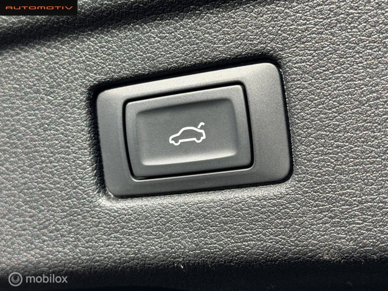 Vehicle Image 47