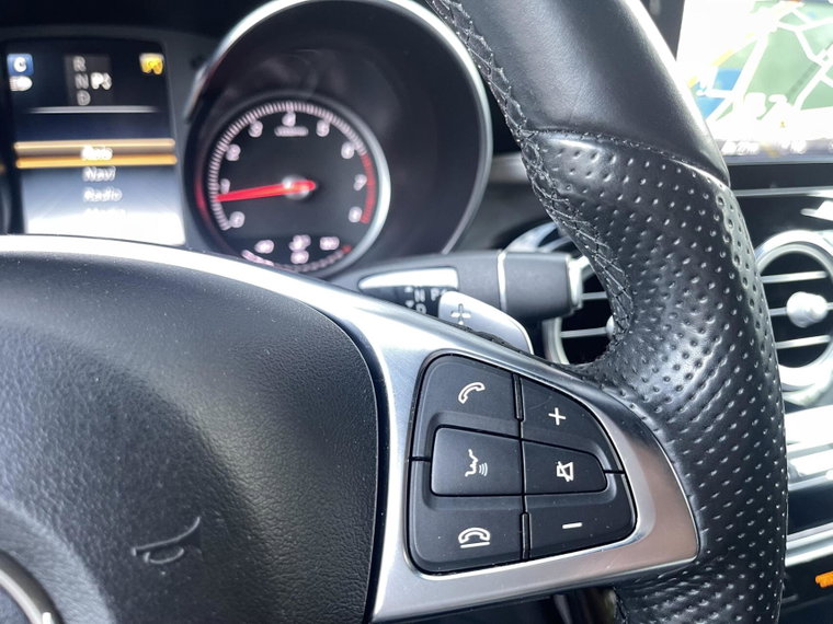 Vehicle Image 26