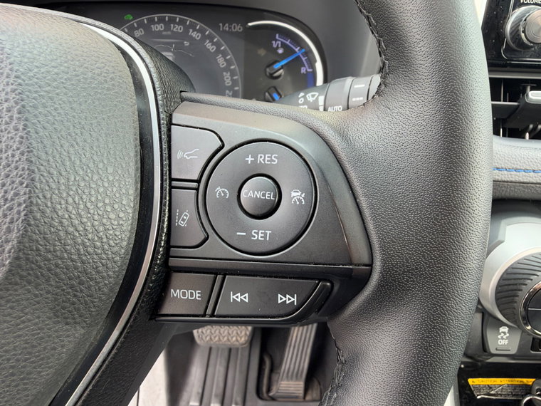 Vehicle Image 29