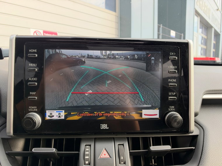 Vehicle Image 42