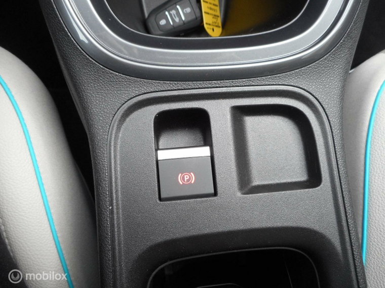 Vehicle Image 41