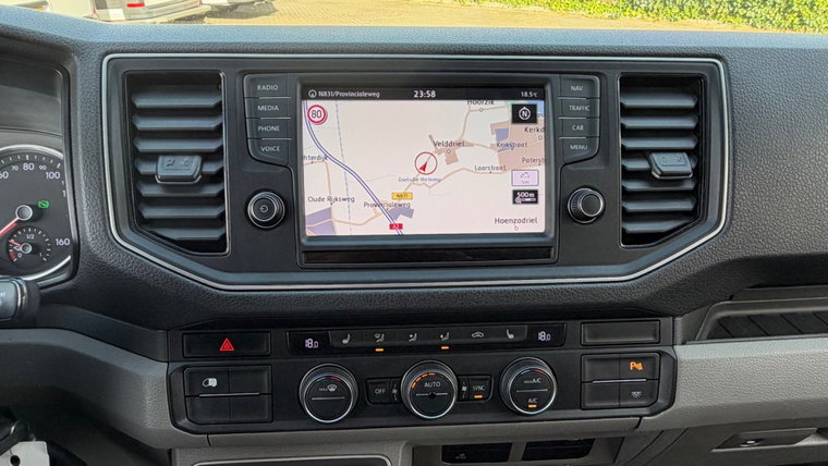 Vehicle Image 18