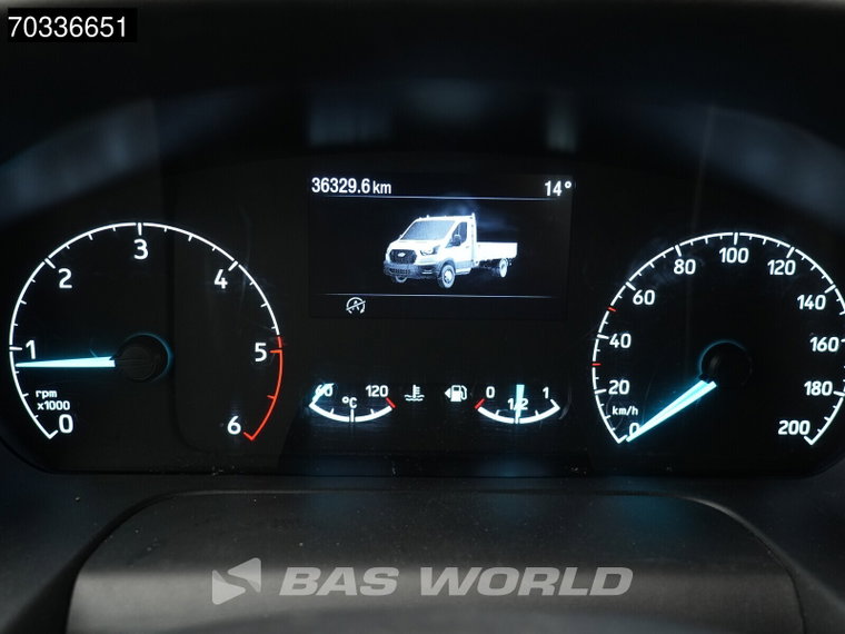 Vehicle Image 35