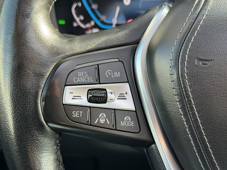 Vehicle Image 33