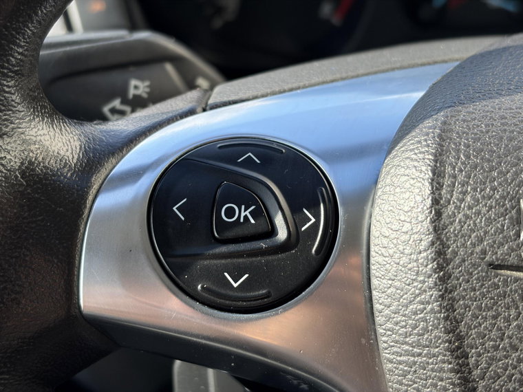 Vehicle Image 23
