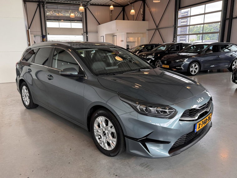 Vehicle Image 35