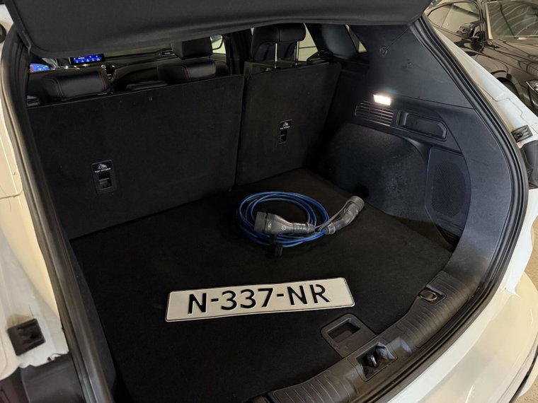 Vehicle Image 47