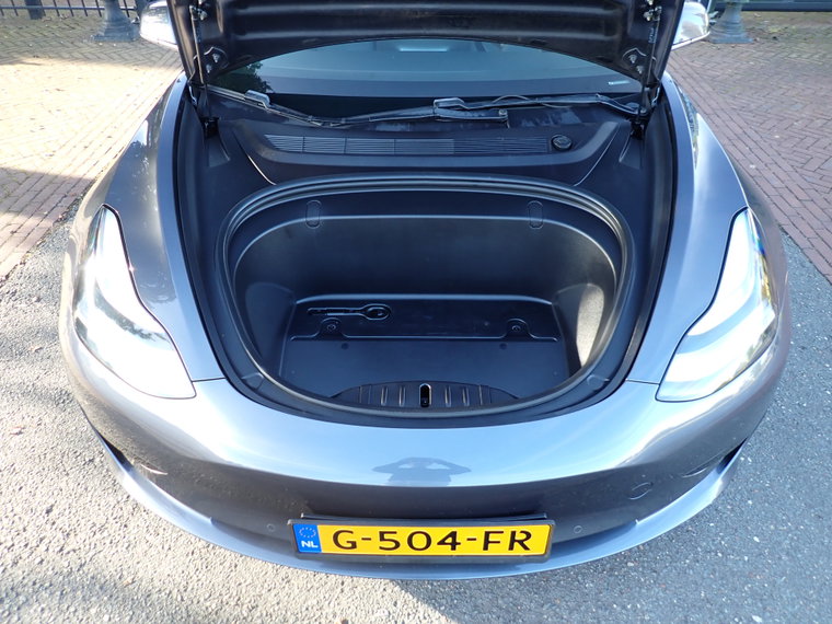 Vehicle Image 38