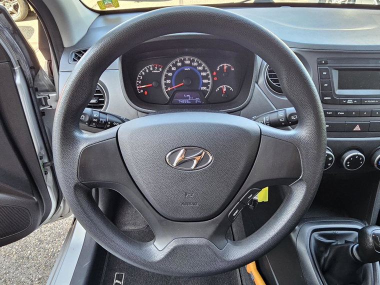 Vehicle Image 17