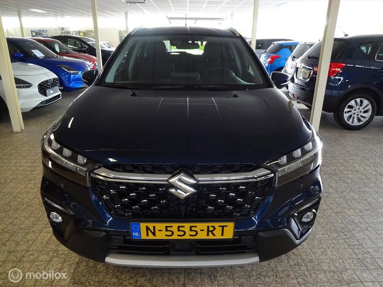 Vehicle Image 7