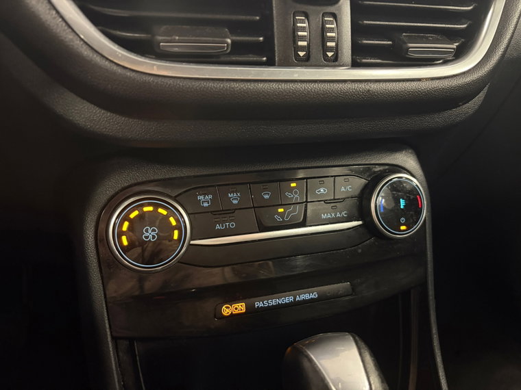 Vehicle Image 26