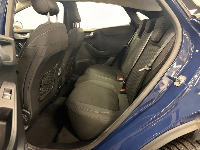 Vehicle Image 33