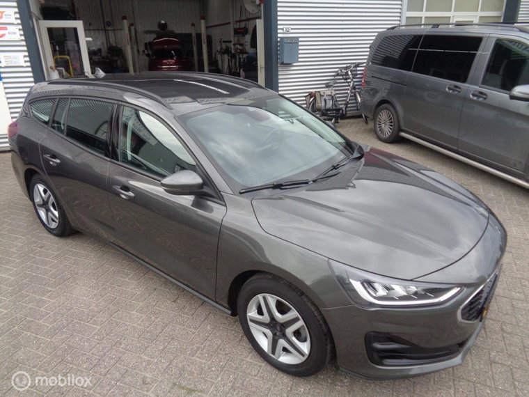 Vehicle Image 40