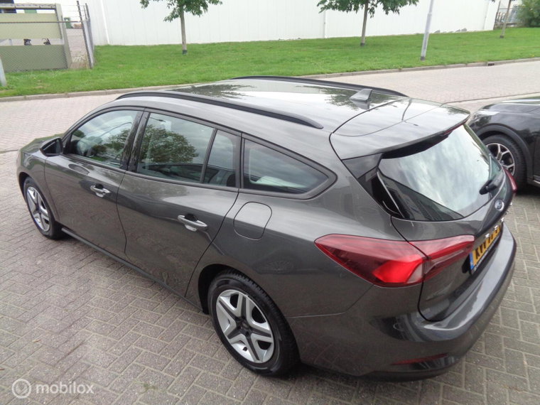 Vehicle Image 41