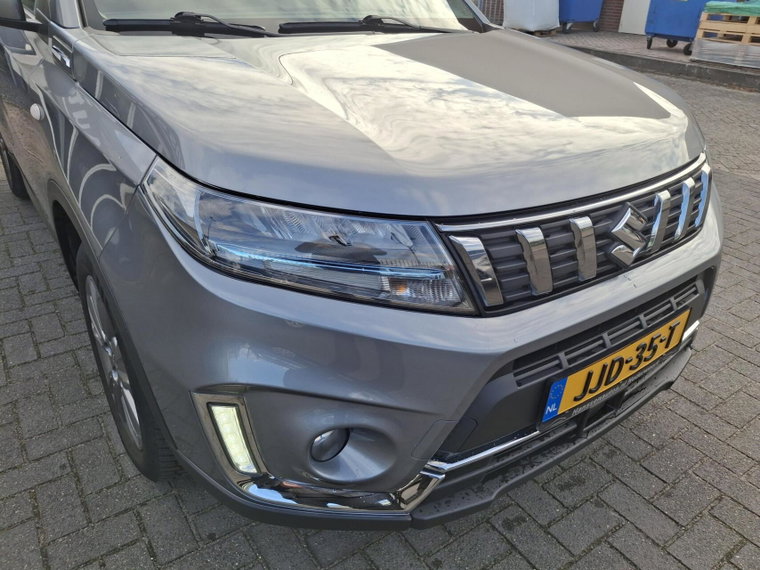 Vehicle Image 11