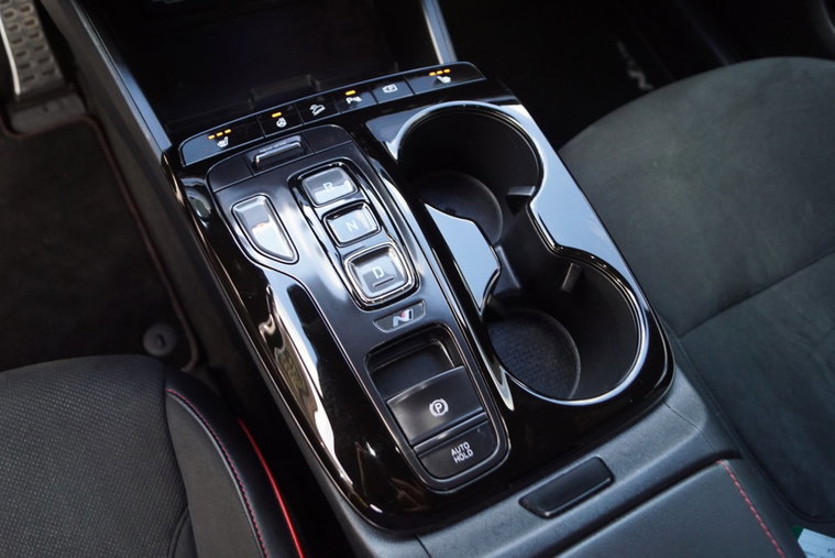 Vehicle Image 18