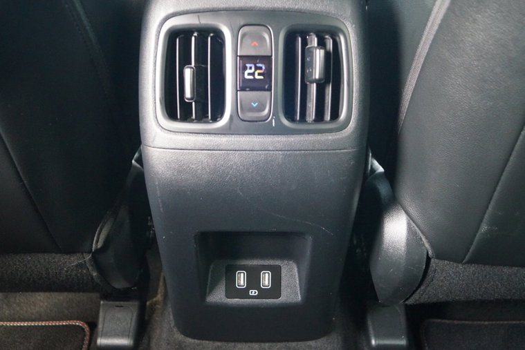 Vehicle Image 38