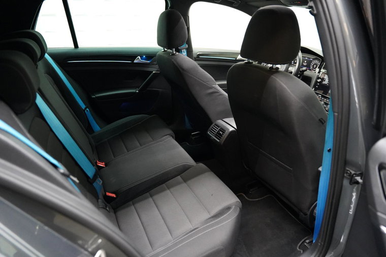 Vehicle Image 45