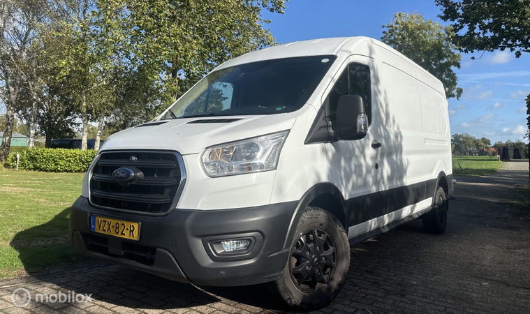 Vehicle Image 8
