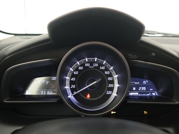 Vehicle Image 25