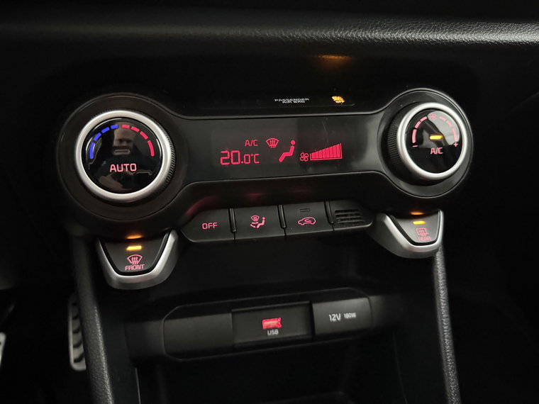 Vehicle Image 26