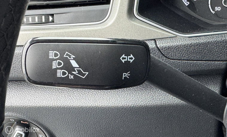 Vehicle Image 29