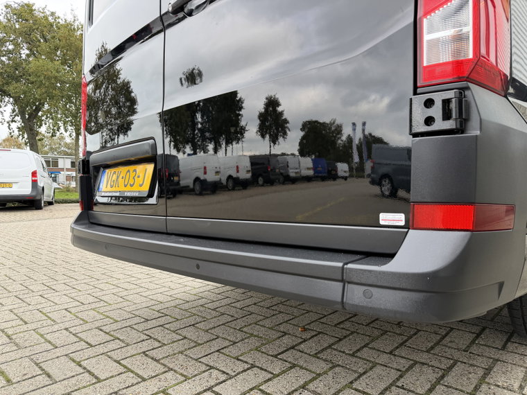 Vehicle Image 24