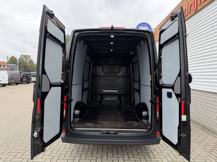 Vehicle Image 26