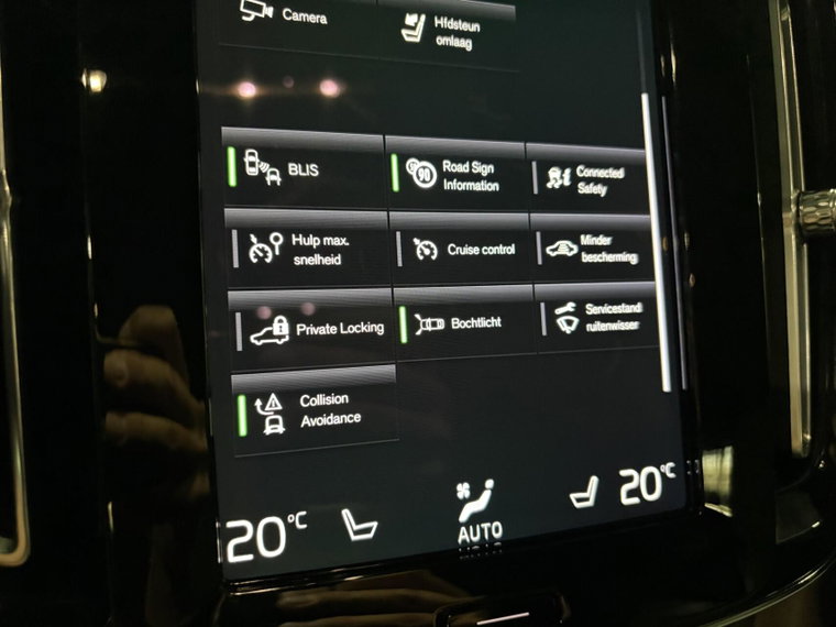Vehicle Image 38