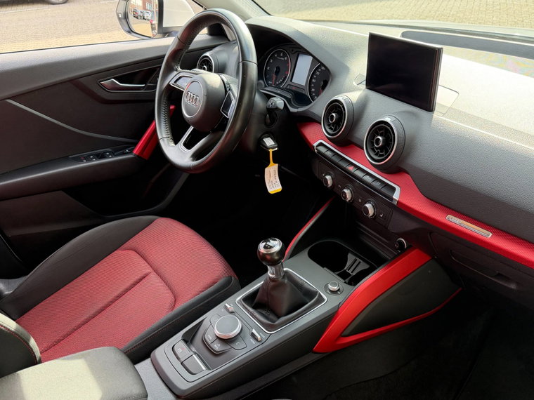 Vehicle Image 30