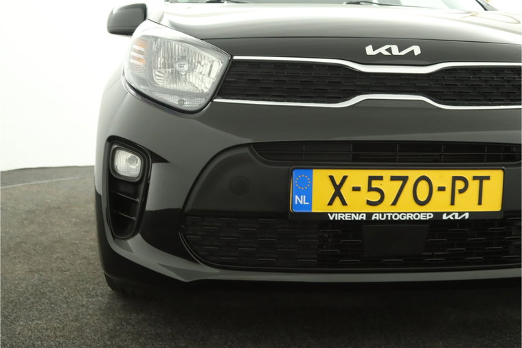 Vehicle Image 38
