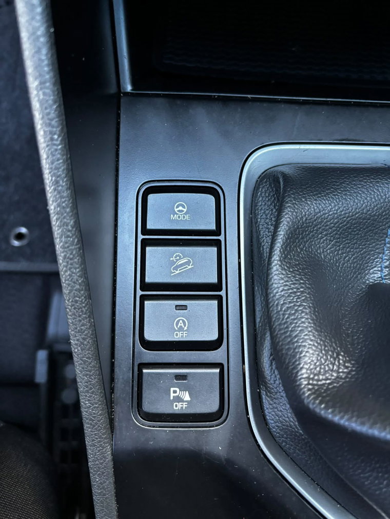 Vehicle Image 24