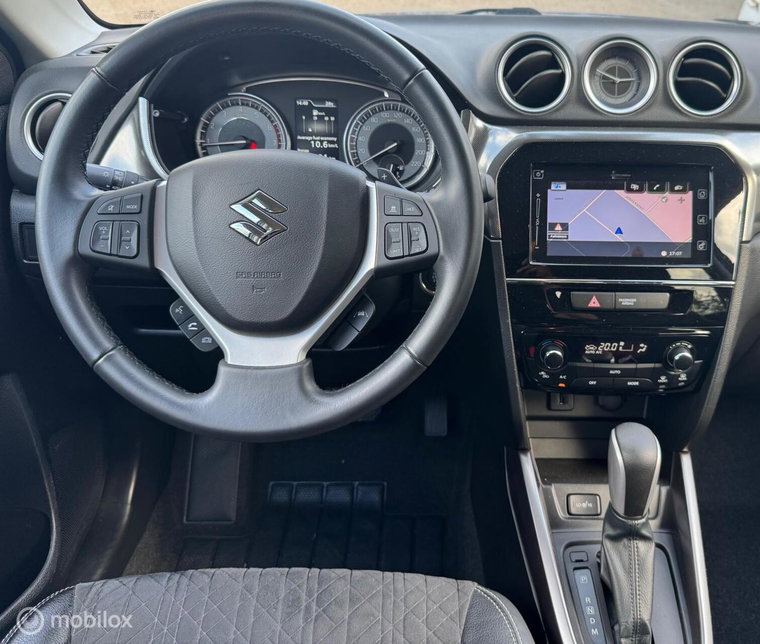 Vehicle Image 16