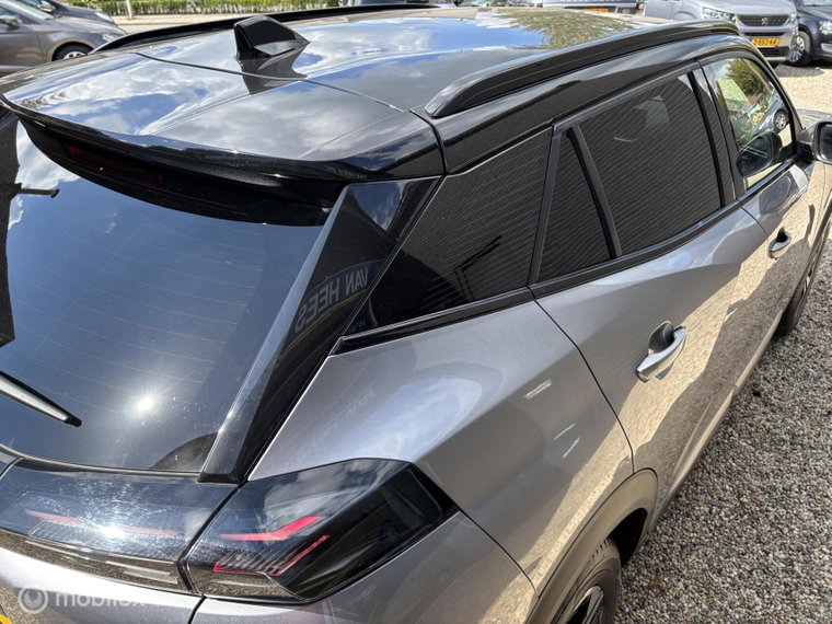 Vehicle Image 37